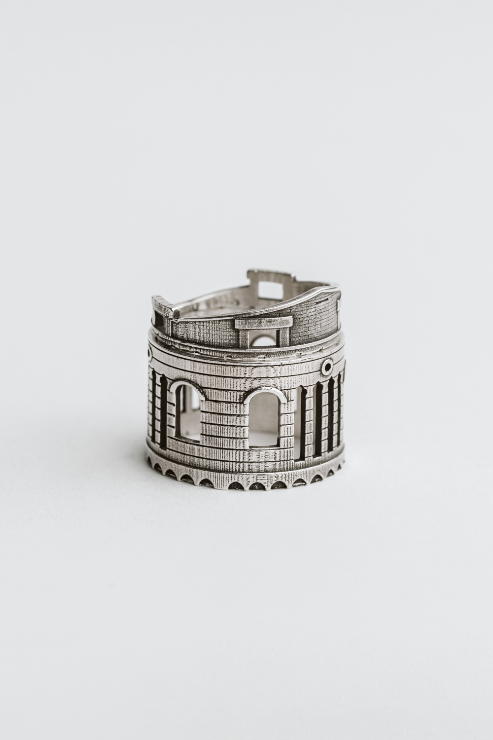 ANELLO PALAZZO GIACOMO SPINOLA DI LUCCOLI - immagine 5