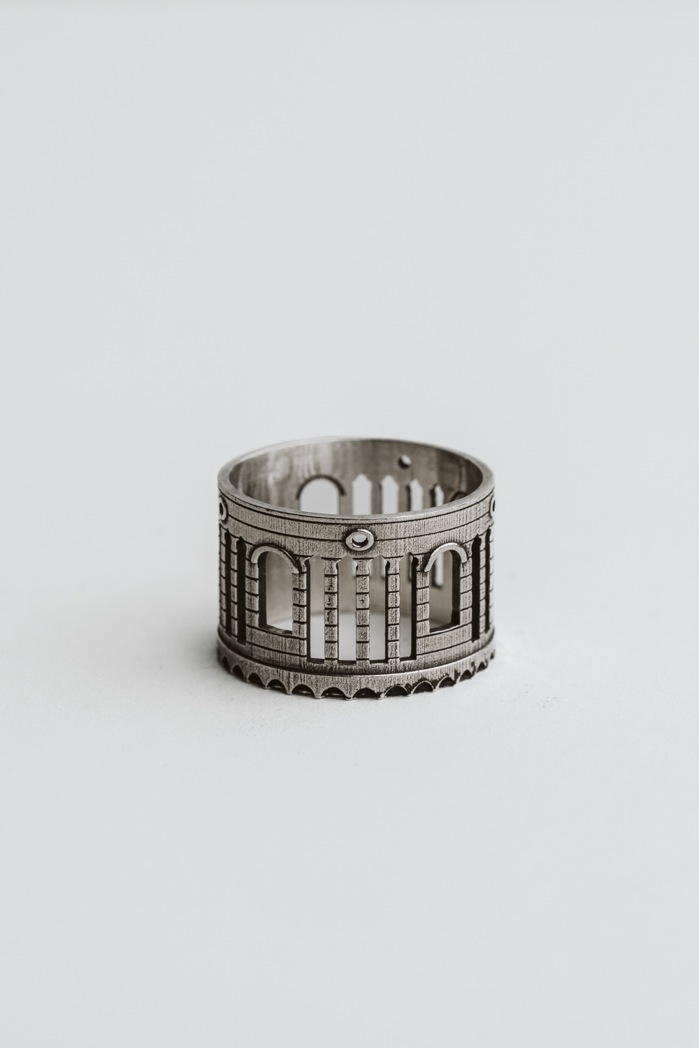ANELLO PALAZZO GIACOMO SPINOLA DI LUCCOLI - immagine 2