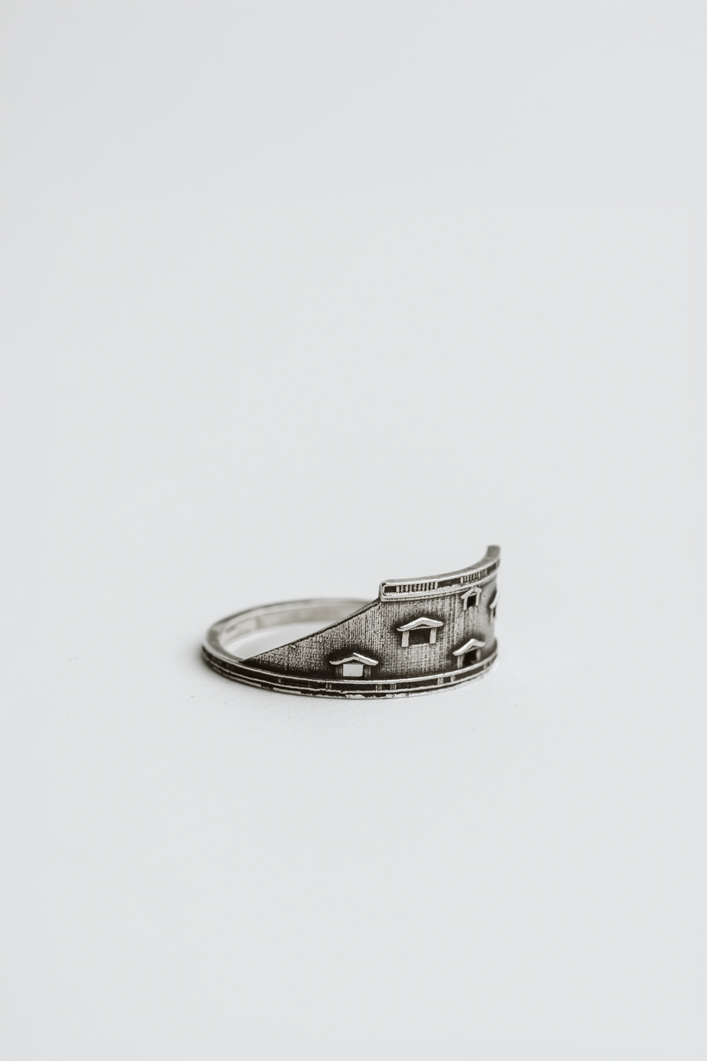 ANELLO PALAZZO FRANCESCO MARIA BALBI TETTO - immagine 2